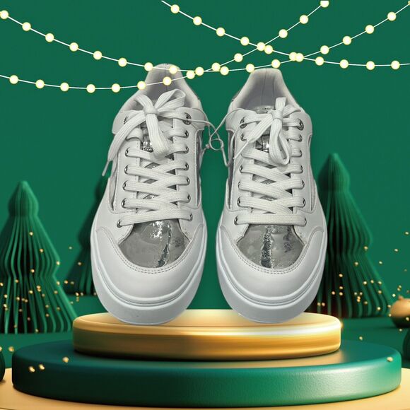 Guess Women’s Shoes Sneaker White / Metalic Size 10 New - Picture 1 of 6